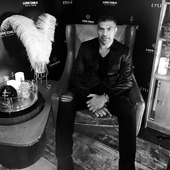 Meet your Posher, Sean - Picture 7 of 10